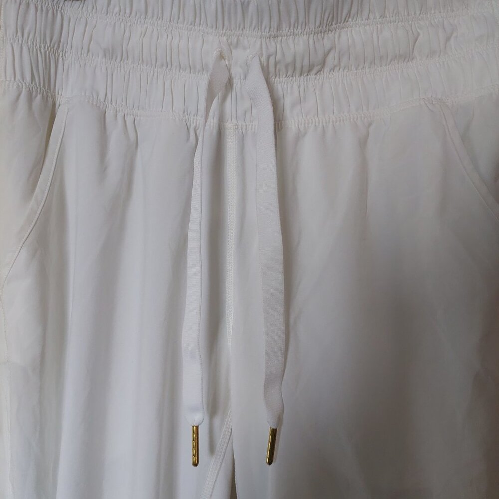 Lululemon Women's Size 4 Tear-Away Mid-Rise Track Pant White - Picture 4 of 10